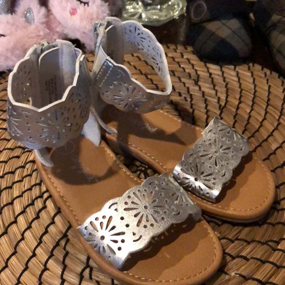 Cat and Jack toddler sandals